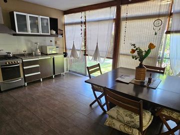 CASA 5 AMBIENTES EN VENTA EN INGENIERO MASCHWITZ