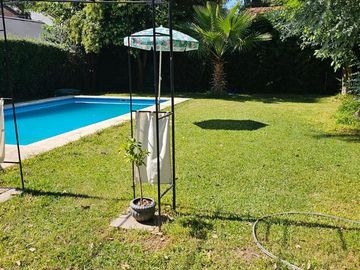CASA 5 AMBIENTES EN VENTA EN INGENIERO MASCHWITZ