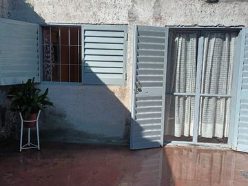 VENTA CASA 4 DORMITORIOS AMPLIACION VICOR SUR CBA