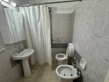 Venta Casa 4 dorm Barrio General Paz Apta Credito