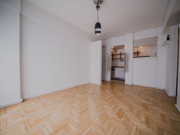 Oportunidad 2 ambs en corazòn de Recoleta