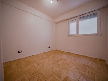 Oportunidad 2 ambs en corazòn de Recoleta
