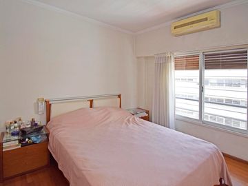 Venta Semipiso 3 Amb con Dependencia Balcón