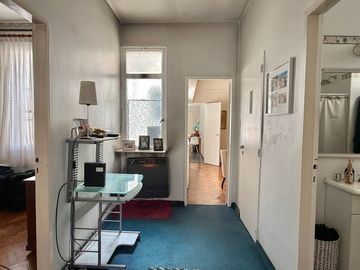 VENTA DEPTO 4 AMB + DEPENDENCIA BALCON RECOLETA