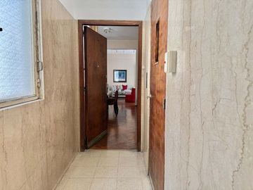 VENTA DEPTO 4 AMB + DEPENDENCIA BALCON RECOLETA