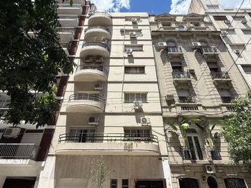 VENTA DEPTO 4 AMB + DEPENDENCIA BALCON RECOLETA