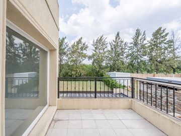 VENTA CASA 5 AMBIENTES EN SAN MATIAS