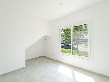 VENTA CASA 5 AMBIENTES EN SAN MATIAS