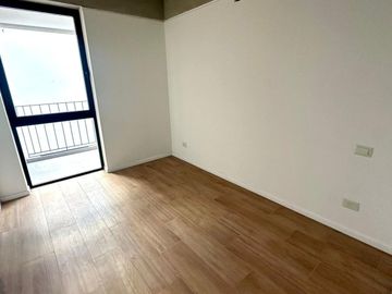 VENTA DPTO 2 AMB CON HABITACION EN SUITE LUMINOSO