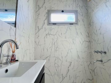 VENTA DEPTO DOS AMBIENTES A ESTRENAR. LINIERS