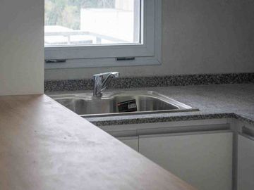 DEPARTAMENTO EN ALQUILER DE 3 AMBIENTES EN EZEIZA