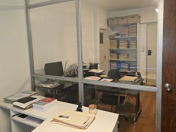 Venta OFICINA San Nicolás Apto Profesional