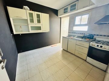 DEPARTAMENTO 4 AMBIENTES EN VENTA SANTOS TESEI