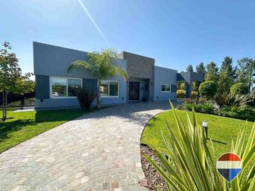 CASA 4 AMB VENTA EN SANTA RITA CORREDOR CANNING