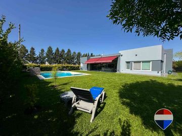 CASA 4 AMB VENTA EN SANTA RITA CORREDOR CANNING