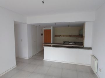 VENTA DEPARTAMENTO 2 AMB A ESTRENAR BALCON FLORES