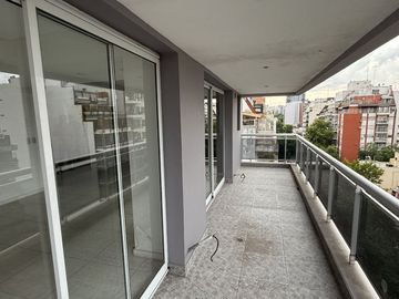 VENTA DEPARTAMENTO 2 AMB A ESTRENAR BALCON FLORES