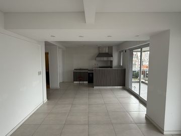 VENTA DEPARTAMENTO 2 AMB A ESTRENAR BALCON FLORES