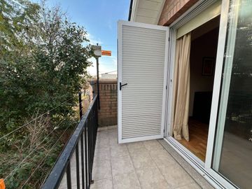 VENTA CASA 6 AMBIENTES 600 m2- CASTELAR NORTE