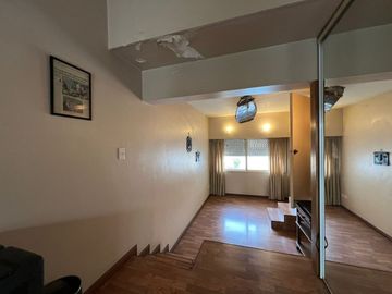 VENTA CASA 6 AMBIENTES 600 m2- CASTELAR NORTE