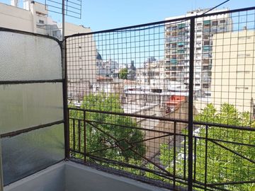 VENTA DEPARTAMENTO FLORES 3 AMBIENTE APTO CREDITO