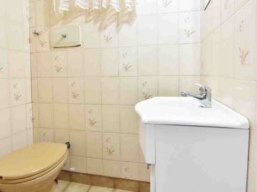 VENTA CASA 4 AMBS HAEDO PARQUE COCHERA