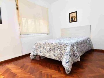 VENTA CASA 4 AMBS HAEDO PARQUE COCHERA