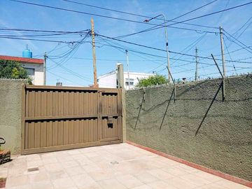 venta Galpón 600 M2 + equipamiento financia  Moron
