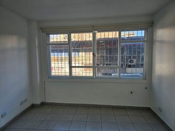 VENTA MONOAMBIENTE DIVISIBLE, IDEAL ESTUDIANTES