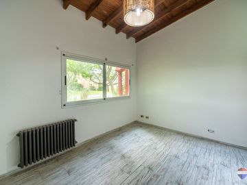 OPORTUNIDAD/VENTA CASA 5 AMB SAN ISIDRO LABRADOR