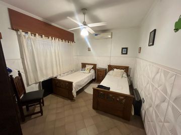 VENTA CASA  SAN LORENZO 2 DORMITORIOS