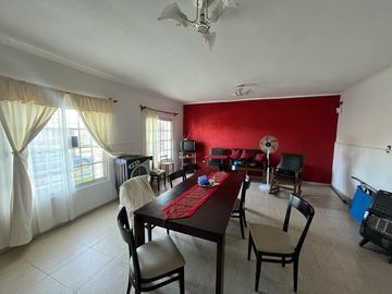 VENTA CASA  SAN LORENZO 2 DORMITORIOS
