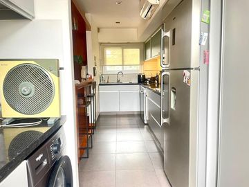 CASA EN VENTA LA PLATA 3 DORMITORIOS COCHERA