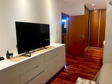CASA EN VENTA LA PLATA 3 DORMITORIOS COCHERA