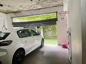 CASA EN VENTA LA PLATA 3 DORMITORIOS COCHERA