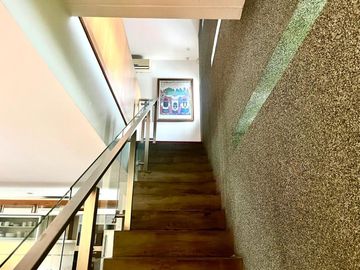 CASA EN VENTA LA PLATA 3 DORMITORIOS COCHERA