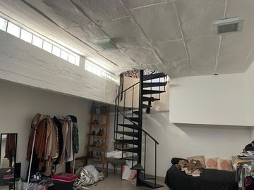 LOCAL COMERCIAL EN VENTA LA PLATA CON DEPOSITO