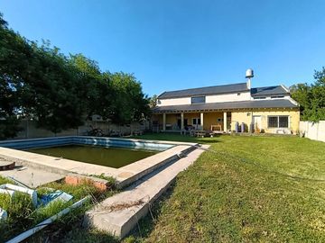 CASA EN VENTA BERISSO LOS TALAS CON DEPARTAMENTO