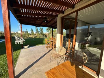 Venta Casa 4 ambientes San Sebastian Area 6