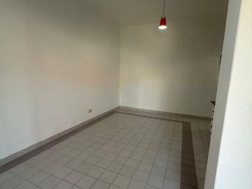 VENTA DEPARTAMENTO MONOAMBIENTE HURLINGHAM