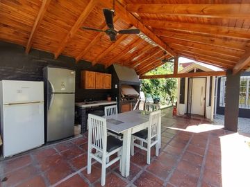 VENTA CASA PARQUE 3 AMBIENTES PILETA ZONA NORTE