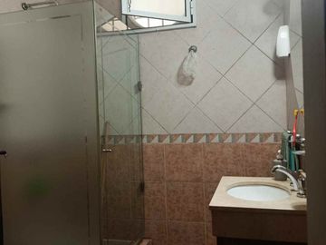 VENTA CASA EXCELENTE EDO. 4 DORM