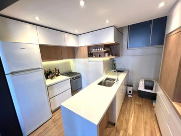 VENTA DE DPTO 4 AMBIENTES RECICLADO 100 %