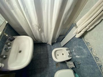CASA 4 AMBIENTES VILLA MADERO VENTA A REFACCIONAR