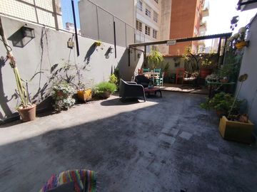 VENTA PH DE 4 AMBIENTES AL FRENTE CABALLITO