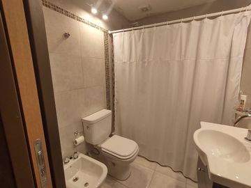 VENTA PH 5 AMBIENTES, GARAGE PATIO, EL PALOMAR