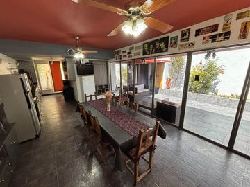 VENTA CASA 3 AMB MONTECASTRO GARAGE PATIO TERRAZA