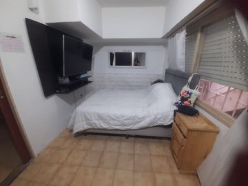 CASEROS VENTA 2 PH MAS LOCAL EN BLOQUE PERMUTA