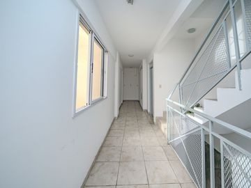 VENTA MONO AMBIENTE BALCON VILLA SARMIENTO COCHERA