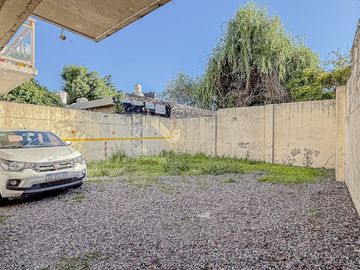 VENTA MONO AMBIENTE BALCON VILLA SARMIENTO COCHERA